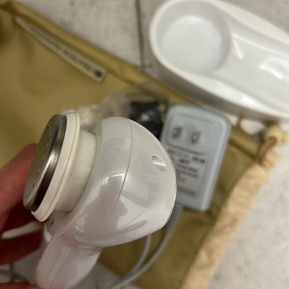 Hitachi CM N2000 - Picture 5 of 6